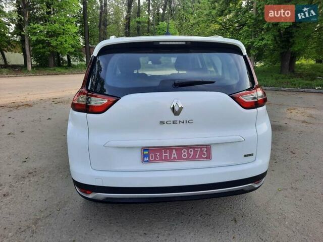 Белый Рено Гранд Сценик, объемом двигателя 1.5 л и пробегом 211 тыс. км за 14800 $, фото 15 на Automoto.ua