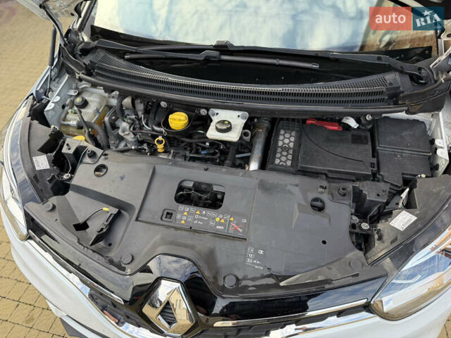 Белый Рено Гранд Сценик, объемом двигателя 1.6 л и пробегом 184 тыс. км за 15700 $, фото 30 на Automoto.ua