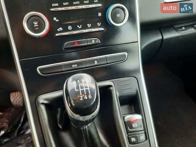 Белый Рено Гранд Сценик, объемом двигателя 1.5 л и пробегом 211 тыс. км за 14800 $, фото 53 на Automoto.ua