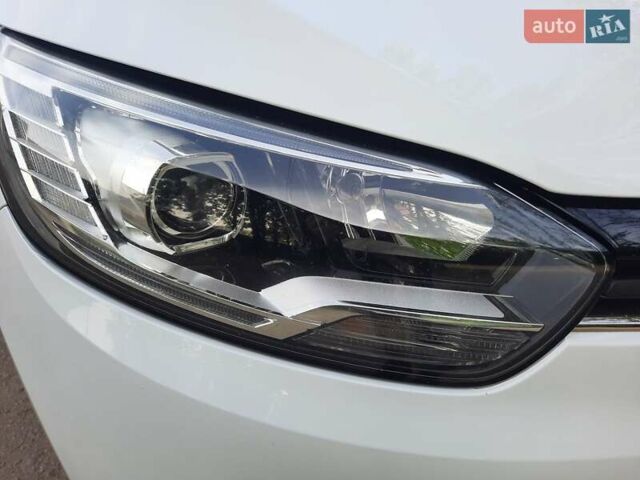 Белый Рено Гранд Сценик, объемом двигателя 1.5 л и пробегом 211 тыс. км за 14800 $, фото 28 на Automoto.ua