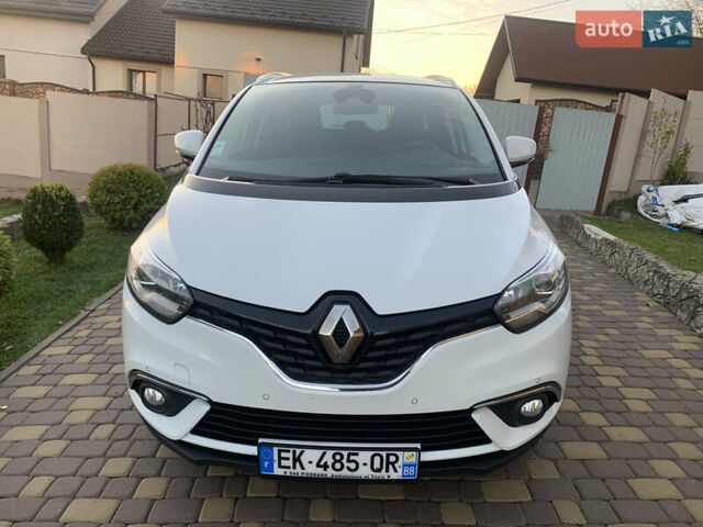 Белый Рено Гранд Сценик, объемом двигателя 1.5 л и пробегом 171 тыс. км за 15200 $, фото 4 на Automoto.ua