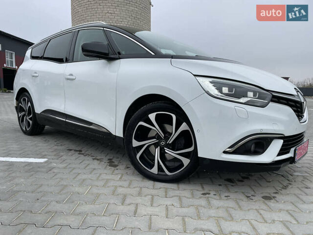 Белый Рено Гранд Сценик, объемом двигателя 1.6 л и пробегом 216 тыс. км за 16000 $, фото 8 на Automoto.ua