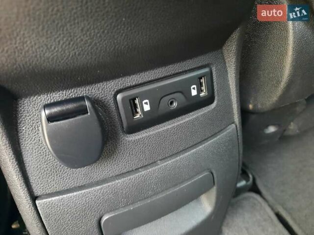 Белый Рено Гранд Сценик, объемом двигателя 1.5 л и пробегом 211 тыс. км за 14800 $, фото 88 на Automoto.ua