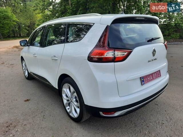 Белый Рено Гранд Сценик, объемом двигателя 1.5 л и пробегом 211 тыс. км за 14800 $, фото 12 на Automoto.ua