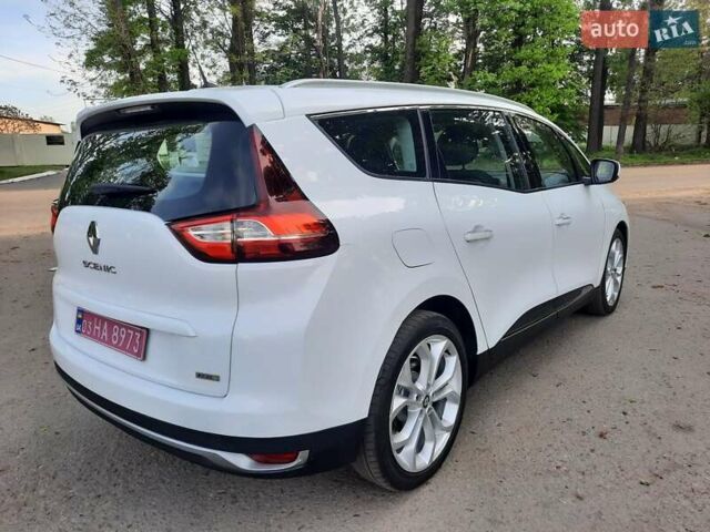 Белый Рено Гранд Сценик, объемом двигателя 1.5 л и пробегом 211 тыс. км за 14800 $, фото 19 на Automoto.ua