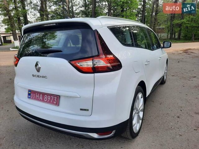 Белый Рено Гранд Сценик, объемом двигателя 1.5 л и пробегом 211 тыс. км за 14800 $, фото 18 на Automoto.ua