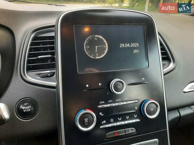 Белый Рено Гранд Сценик, объемом двигателя 1.5 л и пробегом 211 тыс. км за 14800 $, фото 51 на Automoto.ua