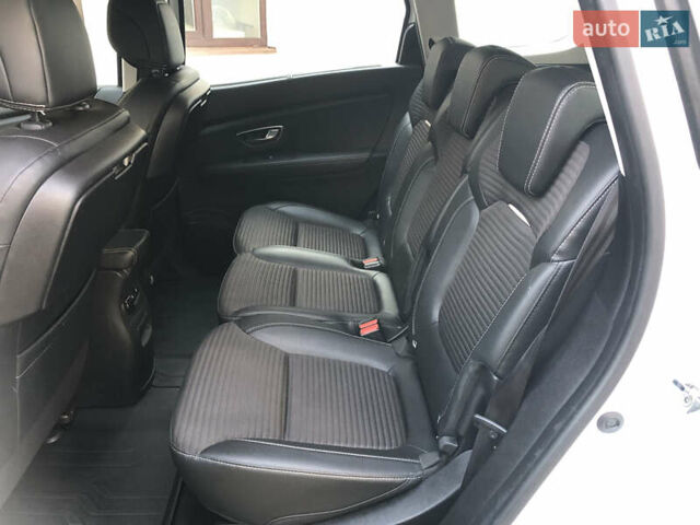 Білий Рено Гранд Сценік, об'ємом двигуна 1.6 л та пробігом 238 тис. км за 12700 $, фото 54 на Automoto.ua