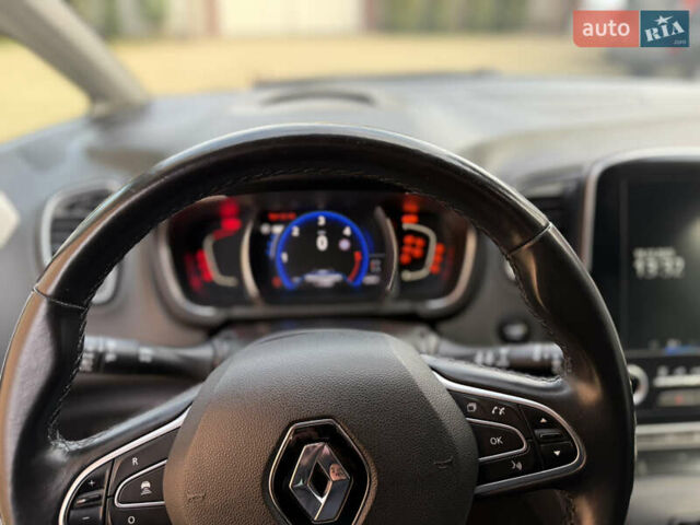 Белый Рено Гранд Сценик, объемом двигателя 1.6 л и пробегом 184 тыс. км за 15700 $, фото 42 на Automoto.ua