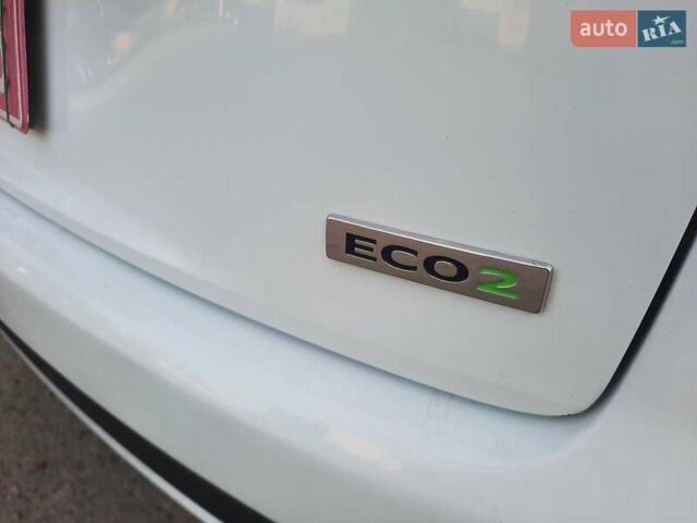 Белый Рено Гранд Сценик, объемом двигателя 1.5 л и пробегом 211 тыс. км за 14800 $, фото 96 на Automoto.ua