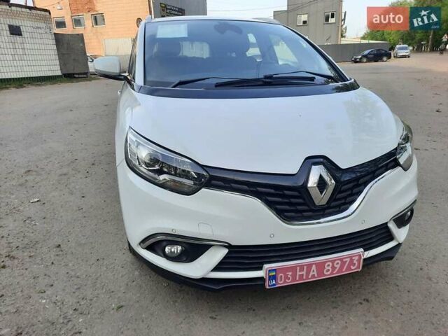 Белый Рено Гранд Сценик, объемом двигателя 1.5 л и пробегом 211 тыс. км за 14800 $, фото 2 на Automoto.ua
