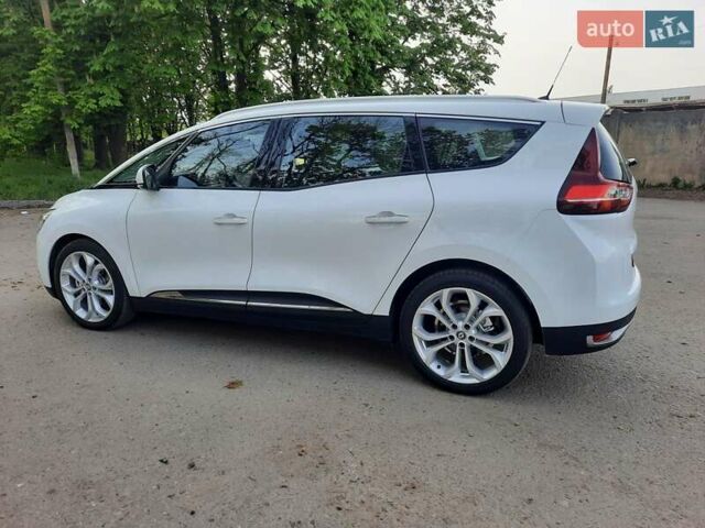 Белый Рено Гранд Сценик, объемом двигателя 1.5 л и пробегом 211 тыс. км за 14800 $, фото 10 на Automoto.ua