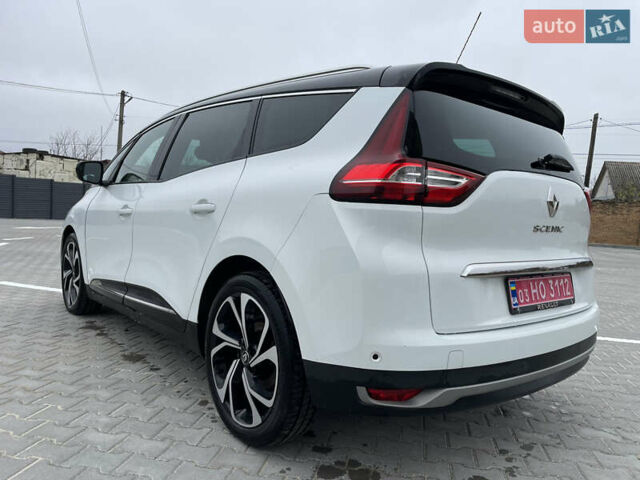 Белый Рено Гранд Сценик, объемом двигателя 1.6 л и пробегом 216 тыс. км за 16000 $, фото 11 на Automoto.ua