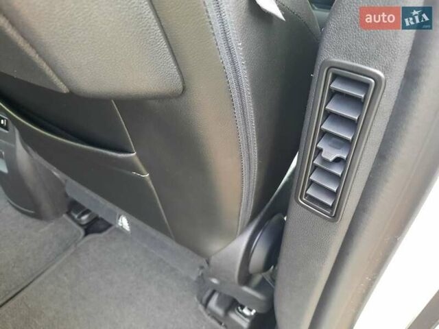 Белый Рено Гранд Сценик, объемом двигателя 1.5 л и пробегом 211 тыс. км за 14800 $, фото 110 на Automoto.ua