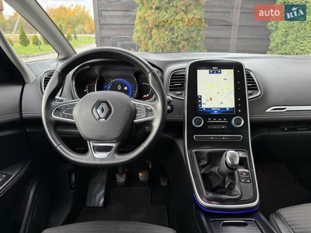 Белый Рено Гранд Сценик, объемом двигателя 1.6 л и пробегом 232 тыс. км за 14300 $, фото 47 на Automoto.ua