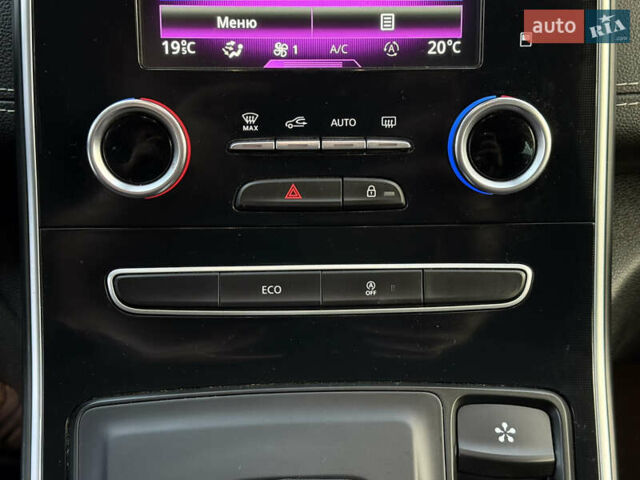 Белый Рено Гранд Сценик, объемом двигателя 1.6 л и пробегом 218 тыс. км за 15300 $, фото 31 на Automoto.ua