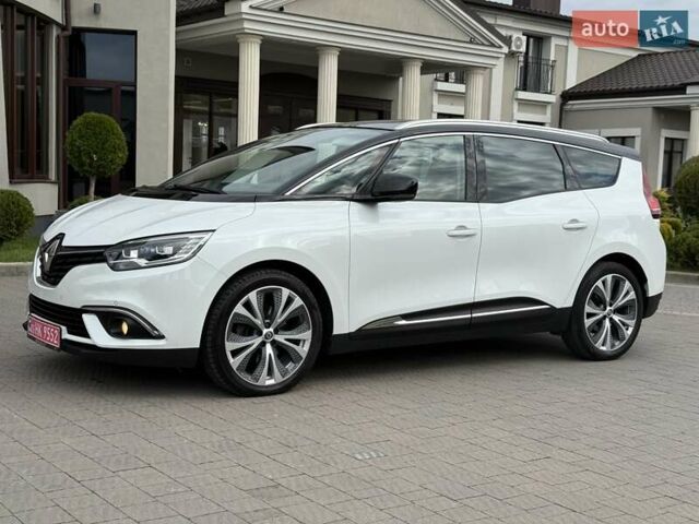 Белый Рено Гранд Сценик, объемом двигателя 1.6 л и пробегом 232 тыс. км за 14300 $, фото 4 на Automoto.ua