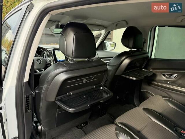 Белый Рено Гранд Сценик, объемом двигателя 1.6 л и пробегом 232 тыс. км за 14300 $, фото 57 на Automoto.ua