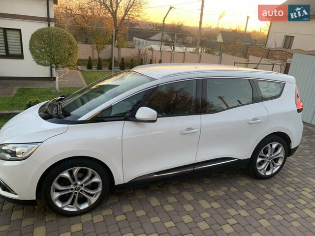 Белый Рено Гранд Сценик, объемом двигателя 1.5 л и пробегом 171 тыс. км за 15200 $, фото 7 на Automoto.ua