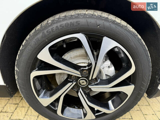 Белый Рено Гранд Сценик, объемом двигателя 1.6 л и пробегом 184 тыс. км за 15700 $, фото 33 на Automoto.ua