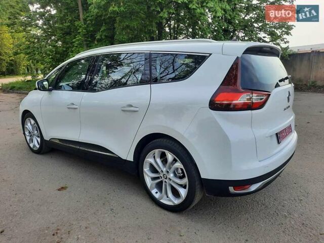 Белый Рено Гранд Сценик, объемом двигателя 1.5 л и пробегом 211 тыс. км за 14800 $, фото 11 на Automoto.ua