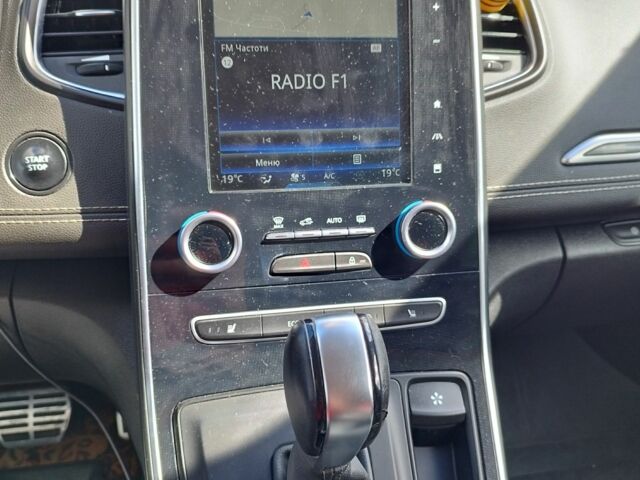 Белый Рено Гранд Сценик, объемом двигателя 1.6 л и пробегом 186 тыс. км за 18500 $, фото 3 на Automoto.ua