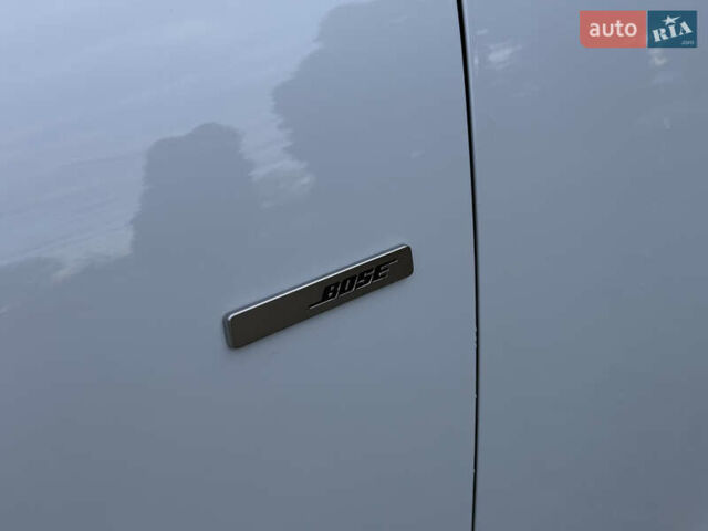 Белый Рено Гранд Сценик, объемом двигателя 1.6 л и пробегом 218 тыс. км за 15300 $, фото 16 на Automoto.ua