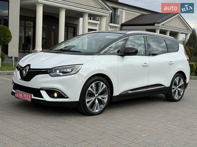 Белый Рено Гранд Сценик, объемом двигателя 1.6 л и пробегом 232 тыс. км за 14300 $, фото 3 на Automoto.ua