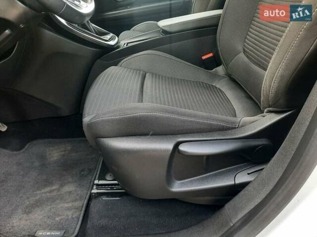 Белый Рено Гранд Сценик, объемом двигателя 1.5 л и пробегом 211 тыс. км за 14800 $, фото 44 на Automoto.ua