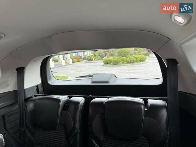 Белый Рено Гранд Сценик, объемом двигателя 1.6 л и пробегом 232 тыс. км за 14300 $, фото 64 на Automoto.ua