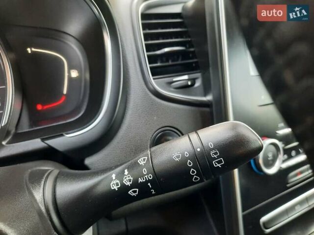 Белый Рено Гранд Сценик, объемом двигателя 1.5 л и пробегом 211 тыс. км за 14800 $, фото 61 на Automoto.ua