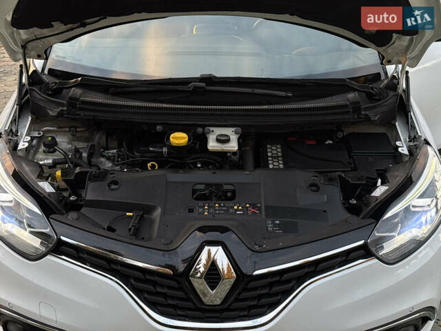 Белый Рено Гранд Сценик, объемом двигателя 1.6 л и пробегом 218 тыс. км за 15300 $, фото 55 на Automoto.ua