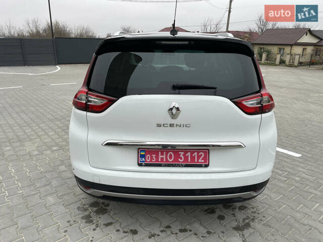 Белый Рено Гранд Сценик, объемом двигателя 1.6 л и пробегом 216 тыс. км за 16000 $, фото 13 на Automoto.ua