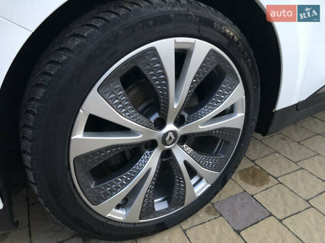 Білий Рено Гранд Сценік, об'ємом двигуна 1.6 л та пробігом 238 тис. км за 12700 $, фото 27 на Automoto.ua