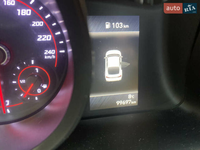 Белый Рено Гранд Сценик, объемом двигателя 1.5 л и пробегом 171 тыс. км за 15200 $, фото 8 на Automoto.ua