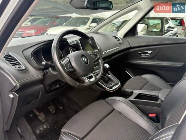 Белый Рено Гранд Сценик, объемом двигателя 1.6 л и пробегом 146 тыс. км за 14999 $, фото 17 на Automoto.ua