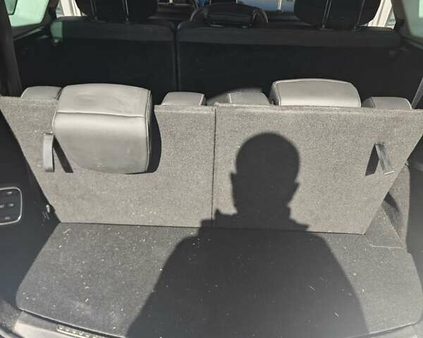 Белый Рено Гранд Сценик, объемом двигателя 1.5 л и пробегом 170 тыс. км за 14503 $, фото 3 на Automoto.ua