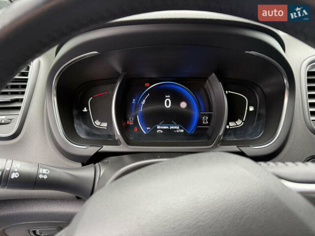 Белый Рено Гранд Сценик, объемом двигателя 1.5 л и пробегом 210 тыс. км за 16400 $, фото 9 на Automoto.ua