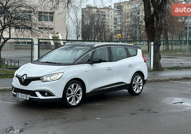 Белый Рено Гранд Сценик, объемом двигателя 1.46 л и пробегом 221 тыс. км за 16500 $, фото 4 на Automoto.ua