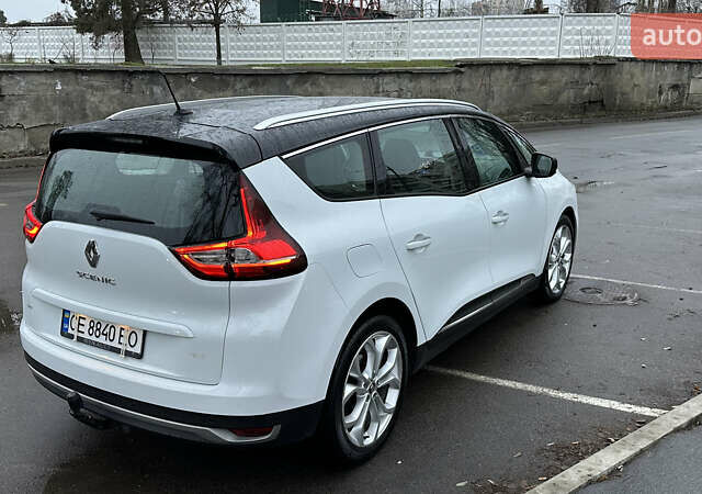 Белый Рено Гранд Сценик, объемом двигателя 1.46 л и пробегом 221 тыс. км за 16500 $, фото 1 на Automoto.ua