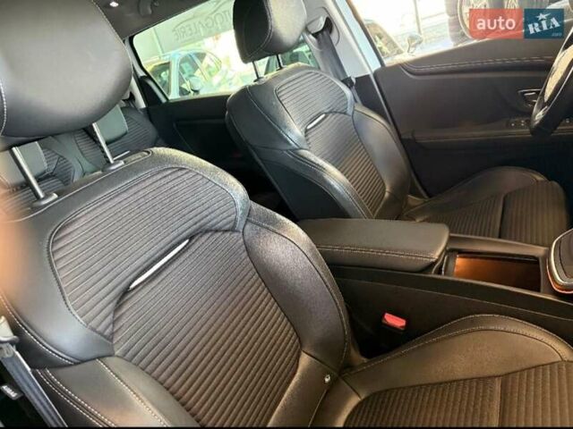 Белый Рено Гранд Сценик, объемом двигателя 1.6 л и пробегом 146 тыс. км за 14999 $, фото 11 на Automoto.ua