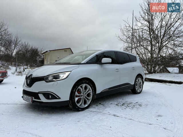 Белый Рено Гранд Сценик, объемом двигателя 1.7 л и пробегом 199 тыс. км за 15600 $, фото 5 на Automoto.ua