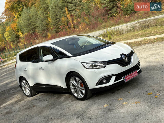 Белый Рено Гранд Сценик, объемом двигателя 1.7 л и пробегом 199 тыс. км за 15550 $, фото 69 на Automoto.ua