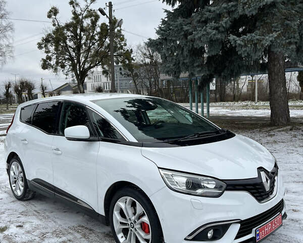 Білий Рено Гранд Сценік, об'ємом двигуна 1.7 л та пробігом 157 тис. км за 15850 $, фото 4 на Automoto.ua