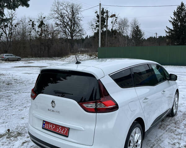 Білий Рено Гранд Сценік, об'ємом двигуна 1.7 л та пробігом 157 тис. км за 15850 $, фото 8 на Automoto.ua