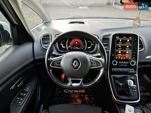 Белый Рено Гранд Сценик, объемом двигателя 1.7 л и пробегом 170 тыс. км за 17999 $, фото 27 на Automoto.ua