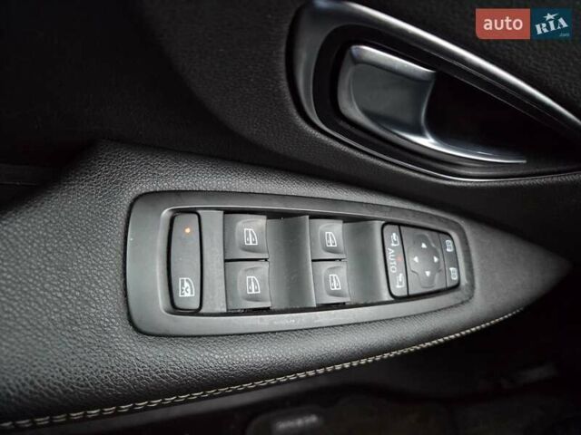 Білий Рено Гранд Сценік, об'ємом двигуна 0 л та пробігом 192 тис. км за 16500 $, фото 20 на Automoto.ua