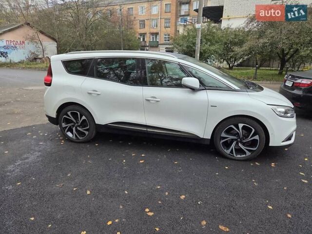 Білий Рено Гранд Сценік, об'ємом двигуна 0 л та пробігом 192 тис. км за 16500 $, фото 2 на Automoto.ua