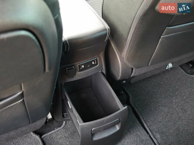 Белый Рено Гранд Сценик, объемом двигателя 1.7 л и пробегом 170 тыс. км за 17999 $, фото 48 на Automoto.ua