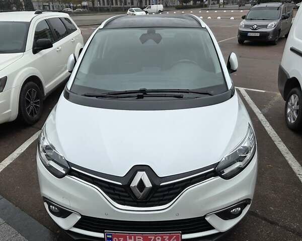 Білий Рено Гранд Сценік, об'ємом двигуна 0 л та пробігом 192 тис. км за 16500 $, фото 21 на Automoto.ua